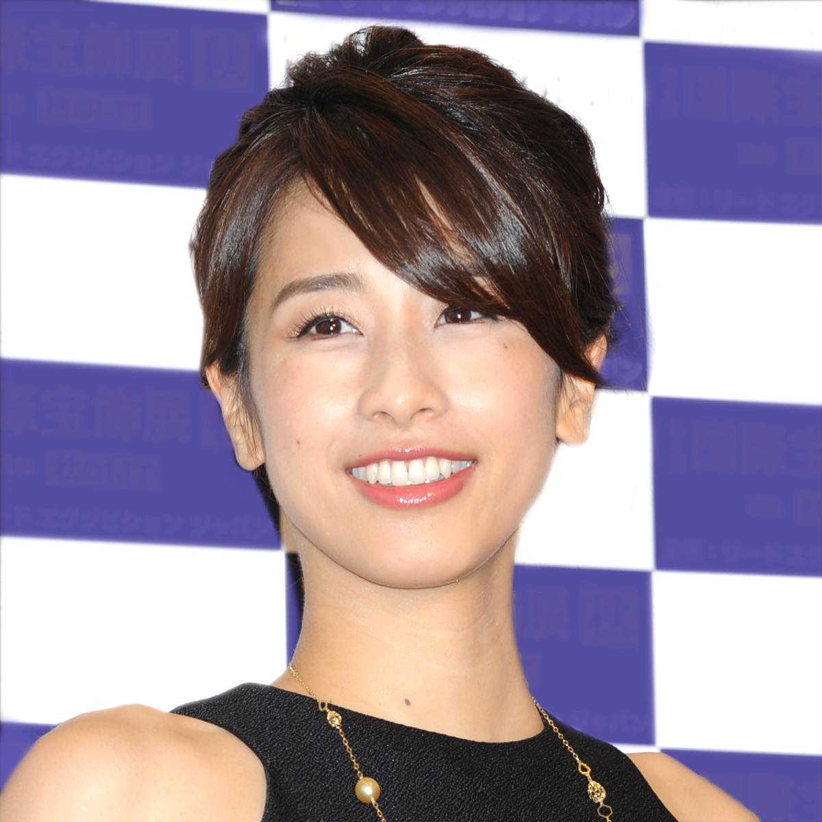 加藤綾子が 入れられる直前 ベッド姿を公開 すっぴん不安顔にファン騒然 アサ芸プラス