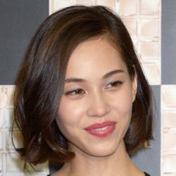 水原希子の透けまくりワンピもカニエ・ウェストの妻ビアンカのアンダーウエア的ファッションも、世界は広いと感じさせてくれて興味深い！