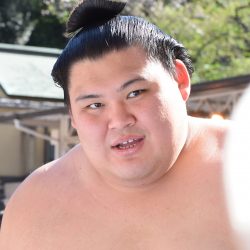 【横綱昇進】大の里が意外すぎる「理想の女性」をトークショーで告白していた！