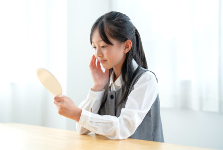容姿を気にしている子ども