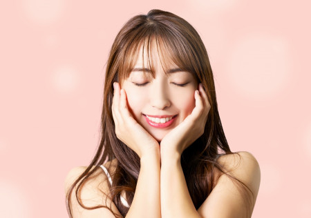 潤い肌の女性