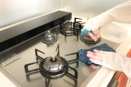 キッチンの油汚れ小掃除