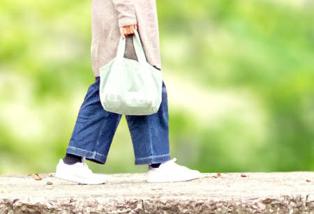 買い物時にリフレッシュするママ