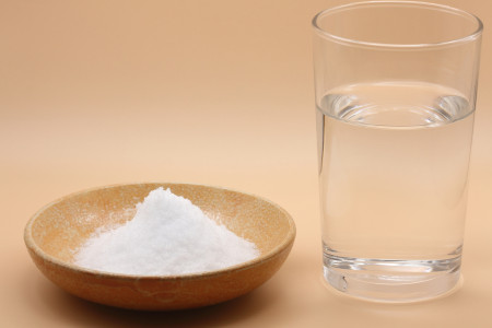水と塩のミネラル水
