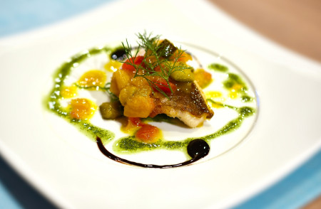 メインディッシュの盛り付け