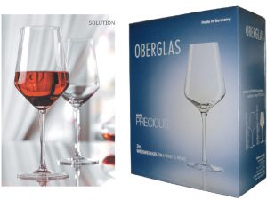 対決するのはオーパス・ワン2012とセコイア・グロウヴ2013。ドイツOBERGLAS社製の大型ワイングラス2脚は参加者のおみやげに。