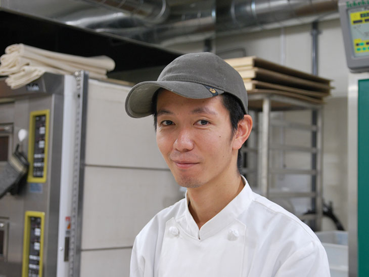 オーナーブーランジェの綿貫享さんは1983年生まれ。埼玉生まれの埼玉育ち。