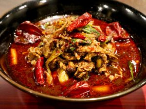 “麻辣好き”がハマりまくる「火鍋ラーメン」は、四川料理を熟知したシェフの渾身作！