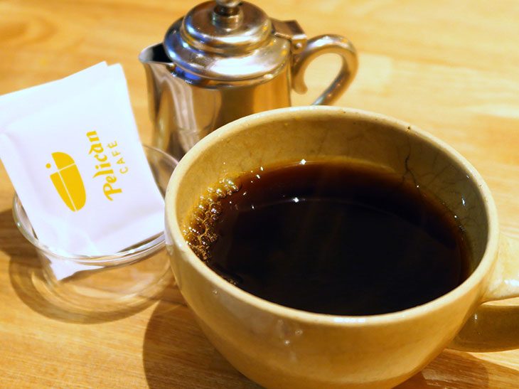 ブレンドコーヒーは、東京・築地にある「ライブコーヒー」の焙煎豆を使用。すっきりした味わいが特徴だ。