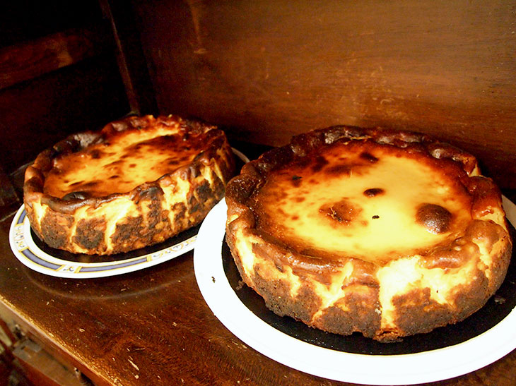 世界中のパティシエが絶賛する『LA VINA』のチーズケーキ