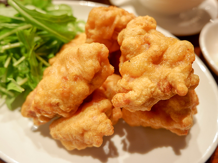 フワフワ系からあげに新星登場 渋谷 パンダレストラン のしっとり食感の鶏肉の唐揚げが旨い 食楽web