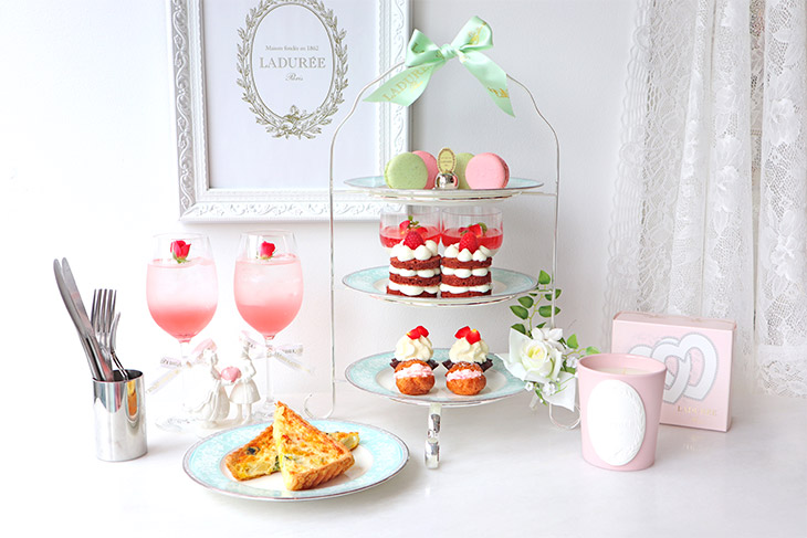 「premium afternoon tea set with Laduree macaron」3,500円（販売期間は2018年7月1日～9月30日）