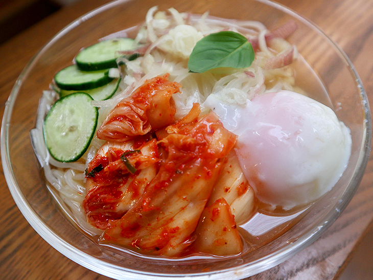 「盛岡冷麺」250円