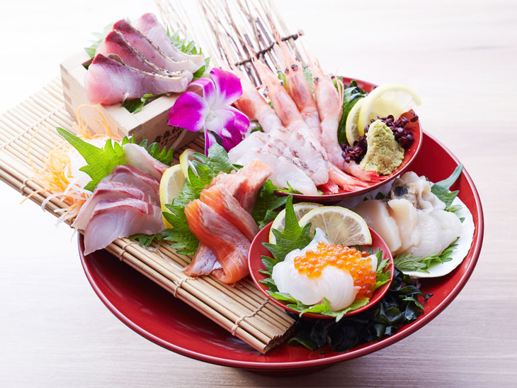 「青森鮮魚の大ねぶた盛り」3,680円（税別）