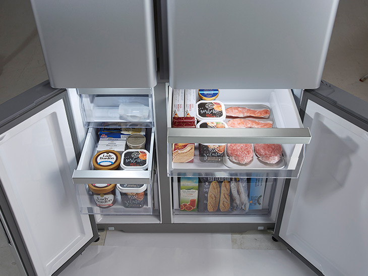 サイズの異なる6つの引き出し式冷凍庫。しまい忘れのミスが減りそうです