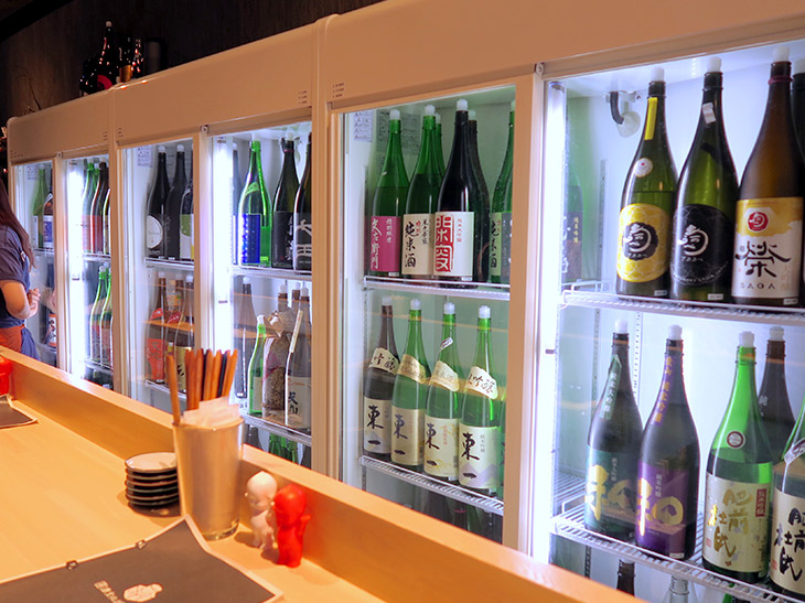 日本酒の立ち飲み屋が急増中！ 東京・大井町にできた「國酒文化振興酒場 佐賀」で佐賀の銘酒を堪能してきた