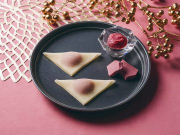 京都銘菓「おたべ」に、話題のルビーチョコレートを使った「ルビーショコラのおたべ」が登場