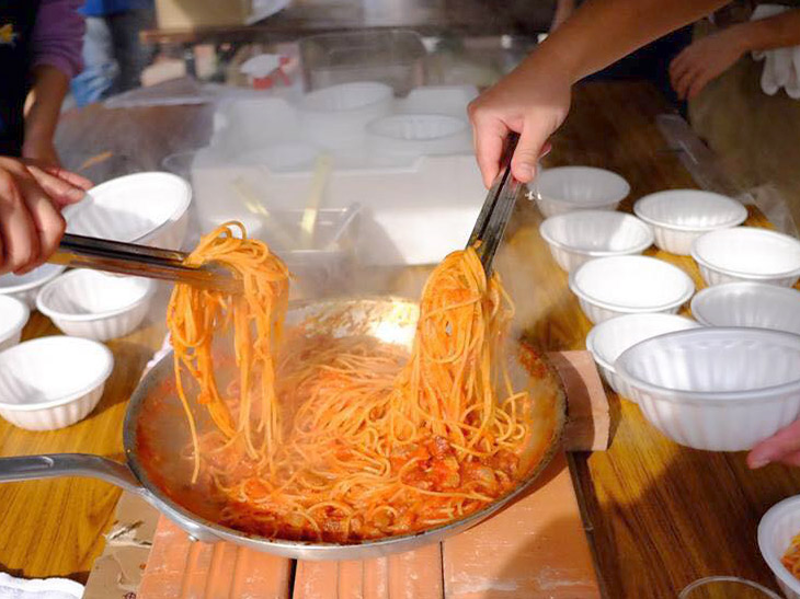 イタリアンの有名シェフが作るスパゲッティ・アマトリチャーナが堪能できるイベント「アマデイ」が千歳烏山で開催！
