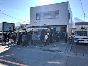 オープン当初の行列の様子