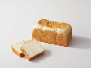 金澤「生」食パン　700円（税別）