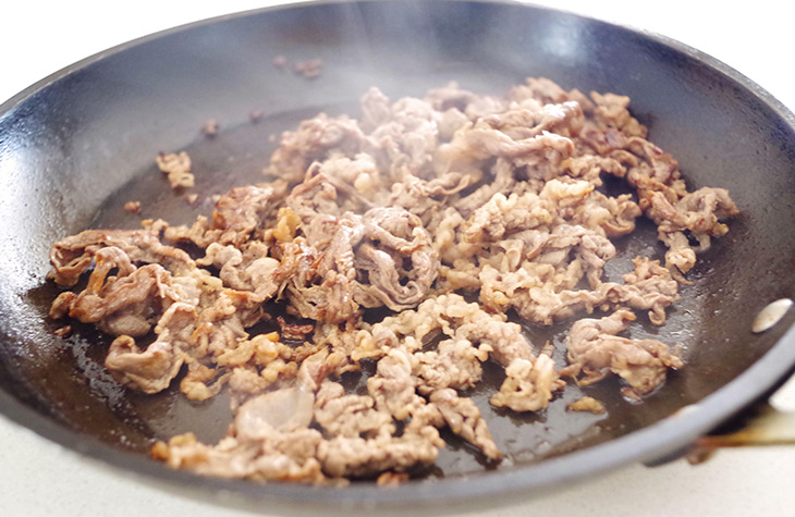 「こんがり牛肉のビビンバ」の作り方