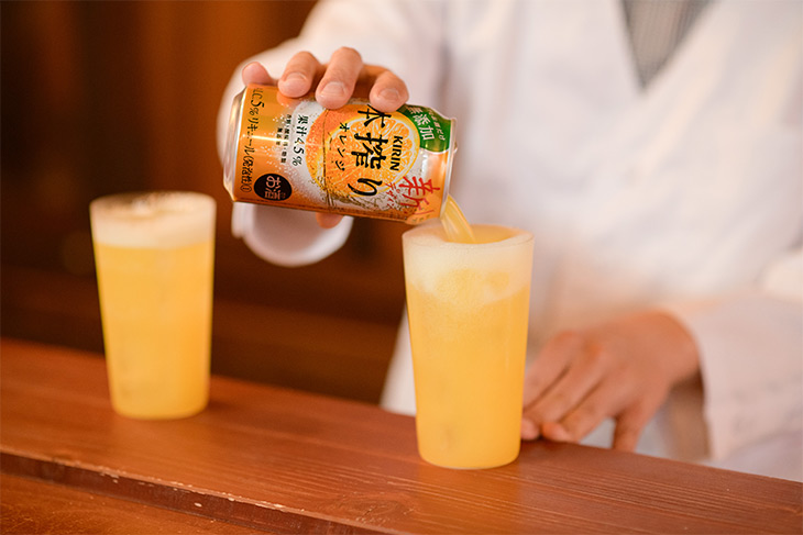 「本搾りTM」の各フレーバーの中で45％と最も果汁使用量が多いのがオレンジ
