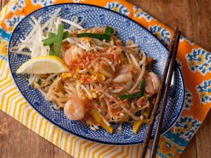 タイ料理の定番メニュー「パッタイ」をメインに提供