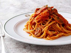 ホテルニューグランドの2代目総料理長・入江茂忠氏が作った元祖「スパゲティ・ナポリタン」