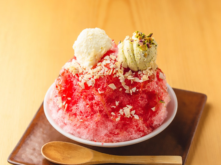 原宿の手巻き寿司専門店にトッピングで味変が楽しめる「フランボワーズかき氷」が登場！