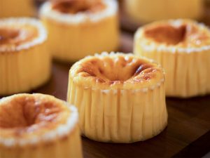 白金高輪『ガスタ』の伝統のレシピを継承した「バスクチーズケーキ」