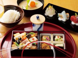 『東京ミッドタウン』でお正月に食べたい豪華な「新年お祝い御膳」4選
