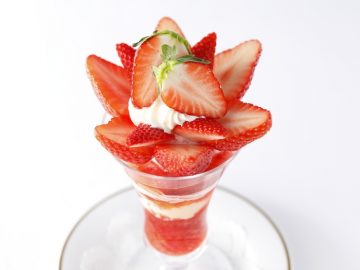 1月15日はいちごの日！『資生堂パーラー』で食べられる絶品「苺パフェ」4品