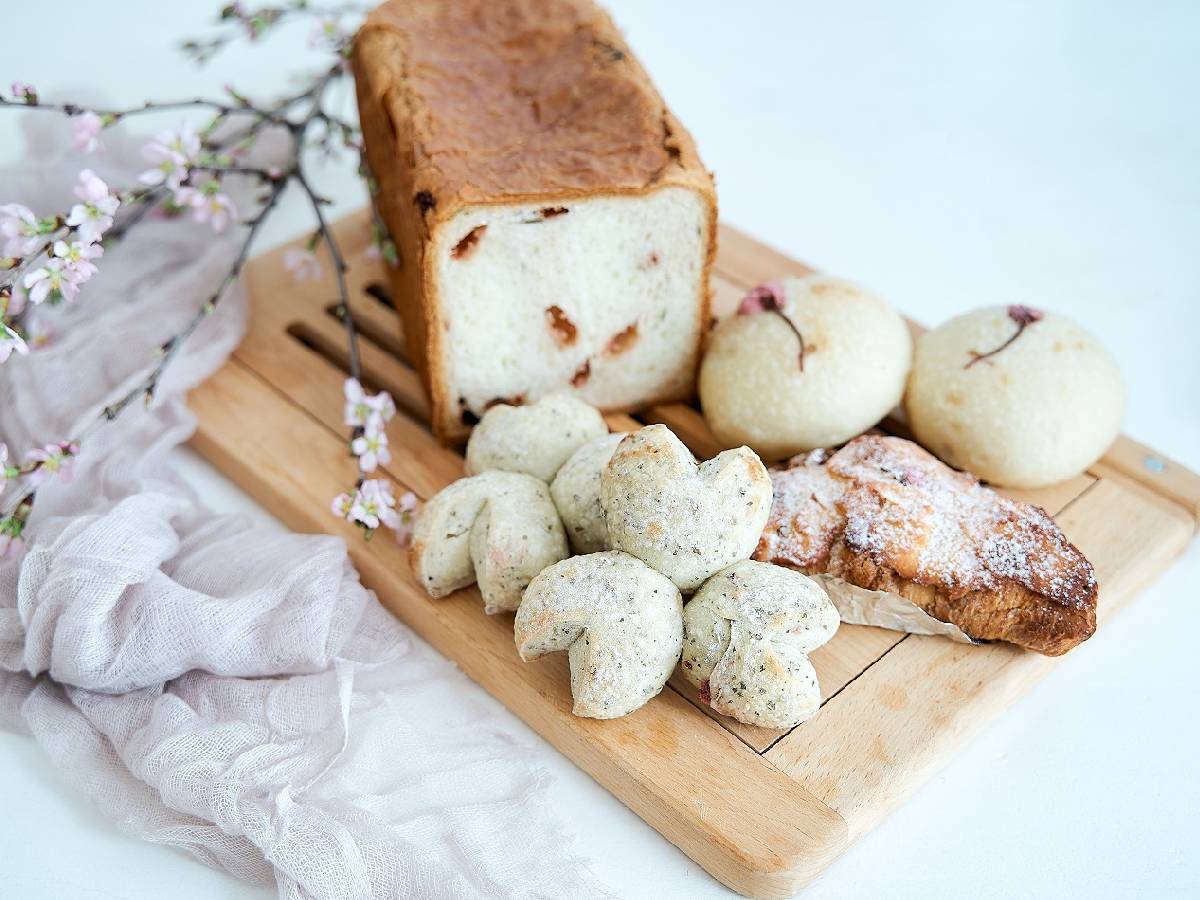 高級フランス食パン専門店 ふじ森 の桜を使った 極上新作パン 4選 食楽web