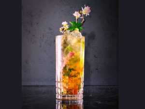 最先端の花見体験！？ 東急プラザ渋谷屋上で開催中の「NEON HANAMI」で飲みたい桜カクテル3種