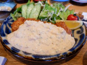 旨すぎる！ 本場の「チキン南蛮」を新宿の宮崎県アンテナショップで食べてきた