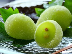 毎年大人気！ 岡山の希少なマスカットを使った夏の限定果実菓子「陸乃宝珠」とは？