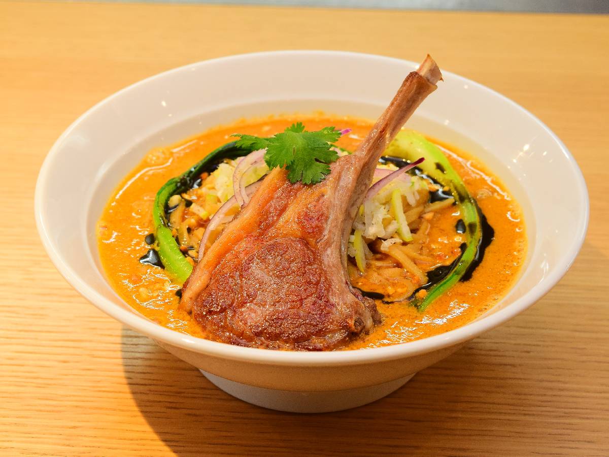 ラム肉天国！ “かつや”が仕掛ける新業態『東京ひつじ食堂』で極上の「担々麺」を食べてきた