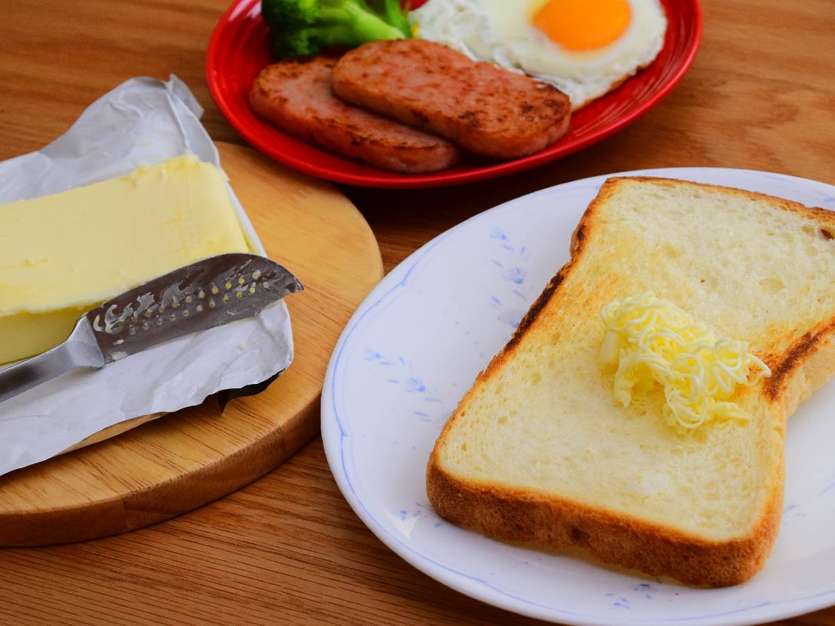 パン好きが推薦！ ダイソーで買える、もっとバターが使いやすくなる便利グッズ3選