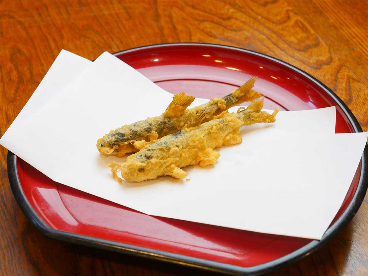 約1kgのデカ盛りすぎる 天丼 を食べに 天三 上野 へ行ってきた ページ 2 食楽web