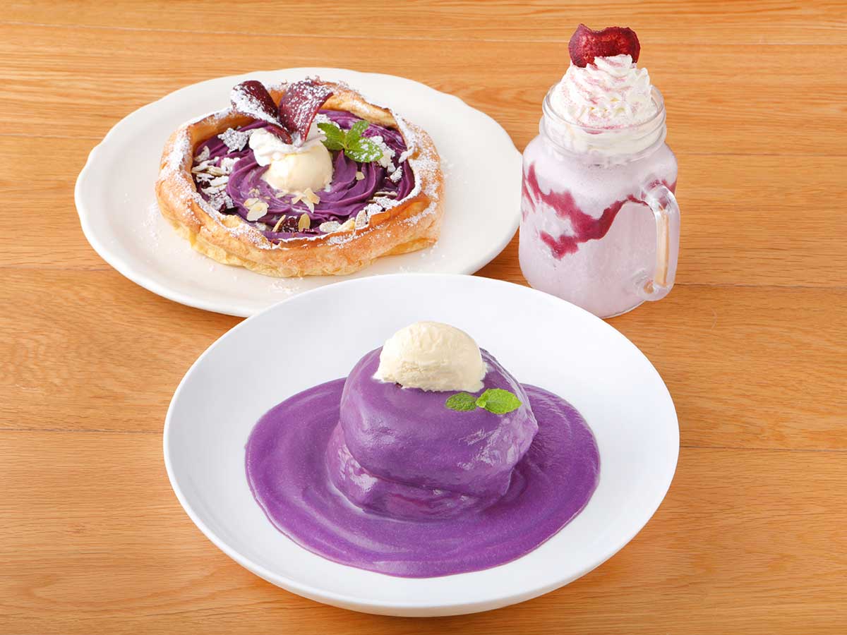 人気の『オリジナルパンケーキハウス』に沖縄県産紅いものパンケーキやシェイクが登場！