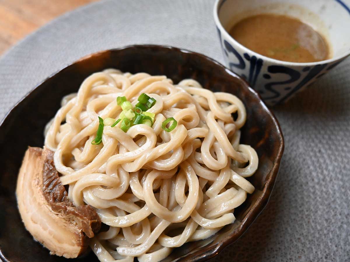 スープまで飲み干したい イトーヨーカドーの冷凍麺 中華蕎麦とみ田 つけめん の旨さの秘密とは 食楽web