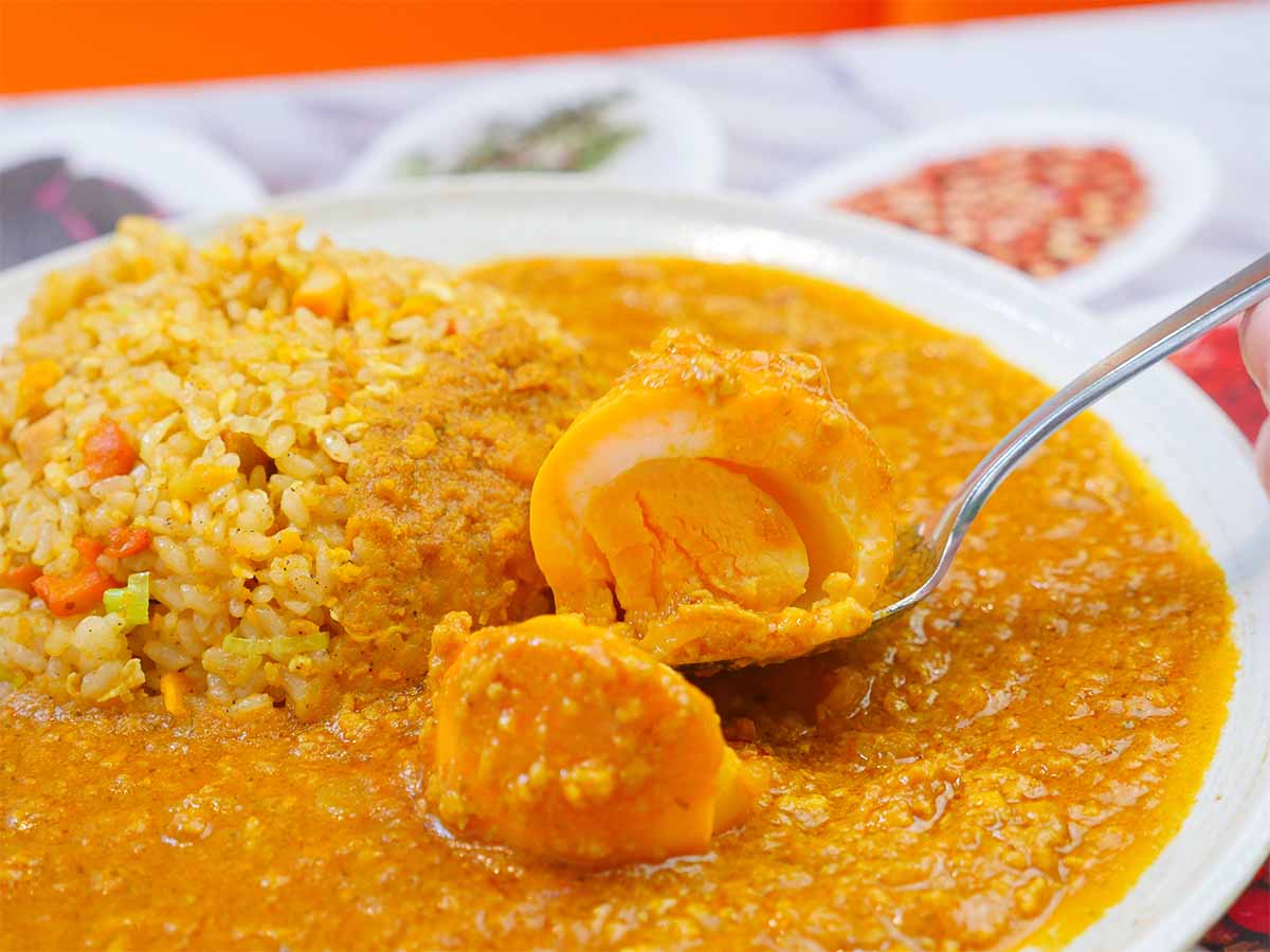 インド人が炒飯を作るとこうなる 神田 Curry Aladdin の カレーチャーハン が旨いワケ ページ 2 食楽web