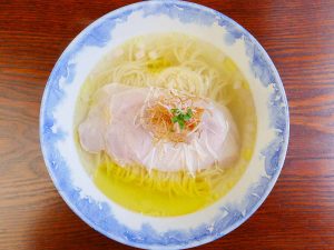 『Ramen FeeL』の「塩らぁ麺」1100円