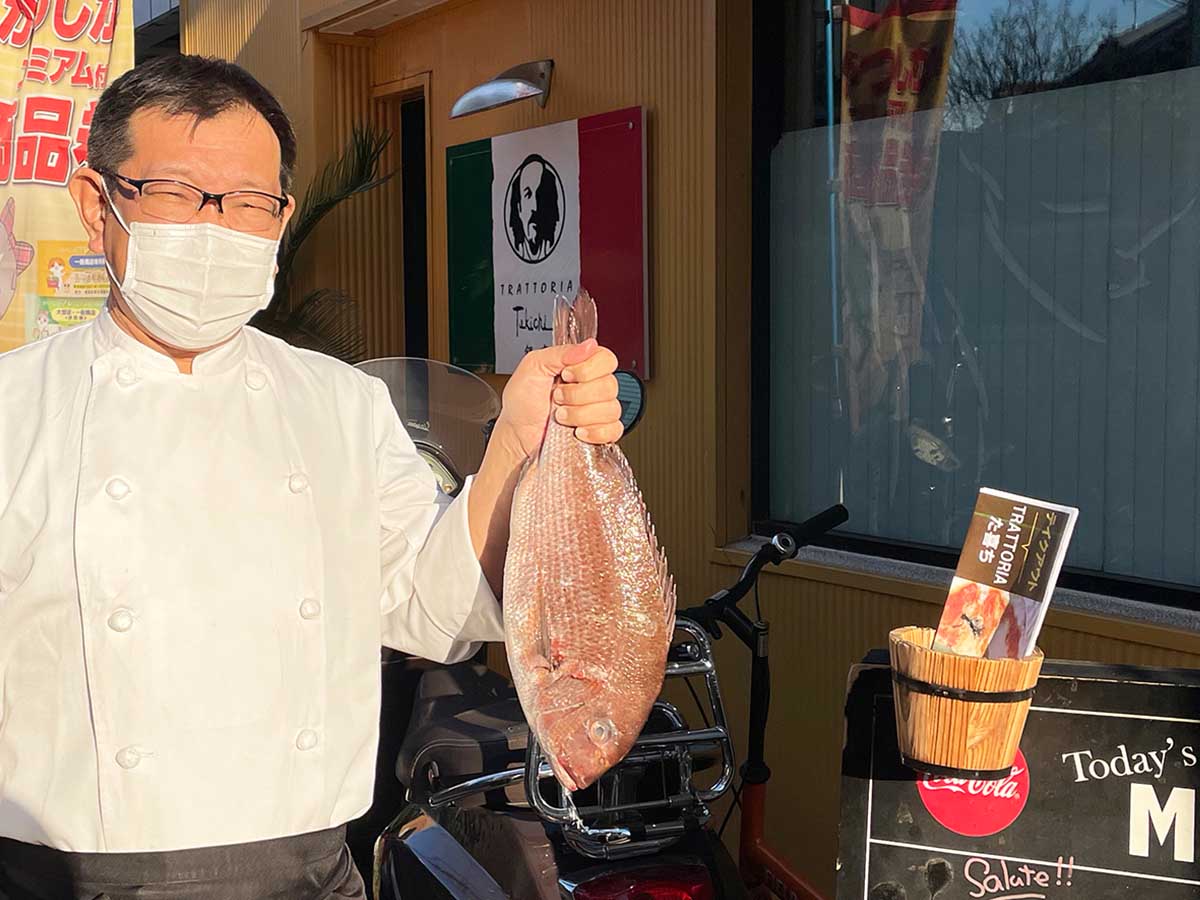 京成高砂『トラットリアた喜ち』の須堯泰彦シェフ。若い頃にイタリアの各地を巡り、「日本人の口にイタリアンは合う」と確信。以降、複数のイタリア料理店で調理の経験をし、2008年に独立し出店
