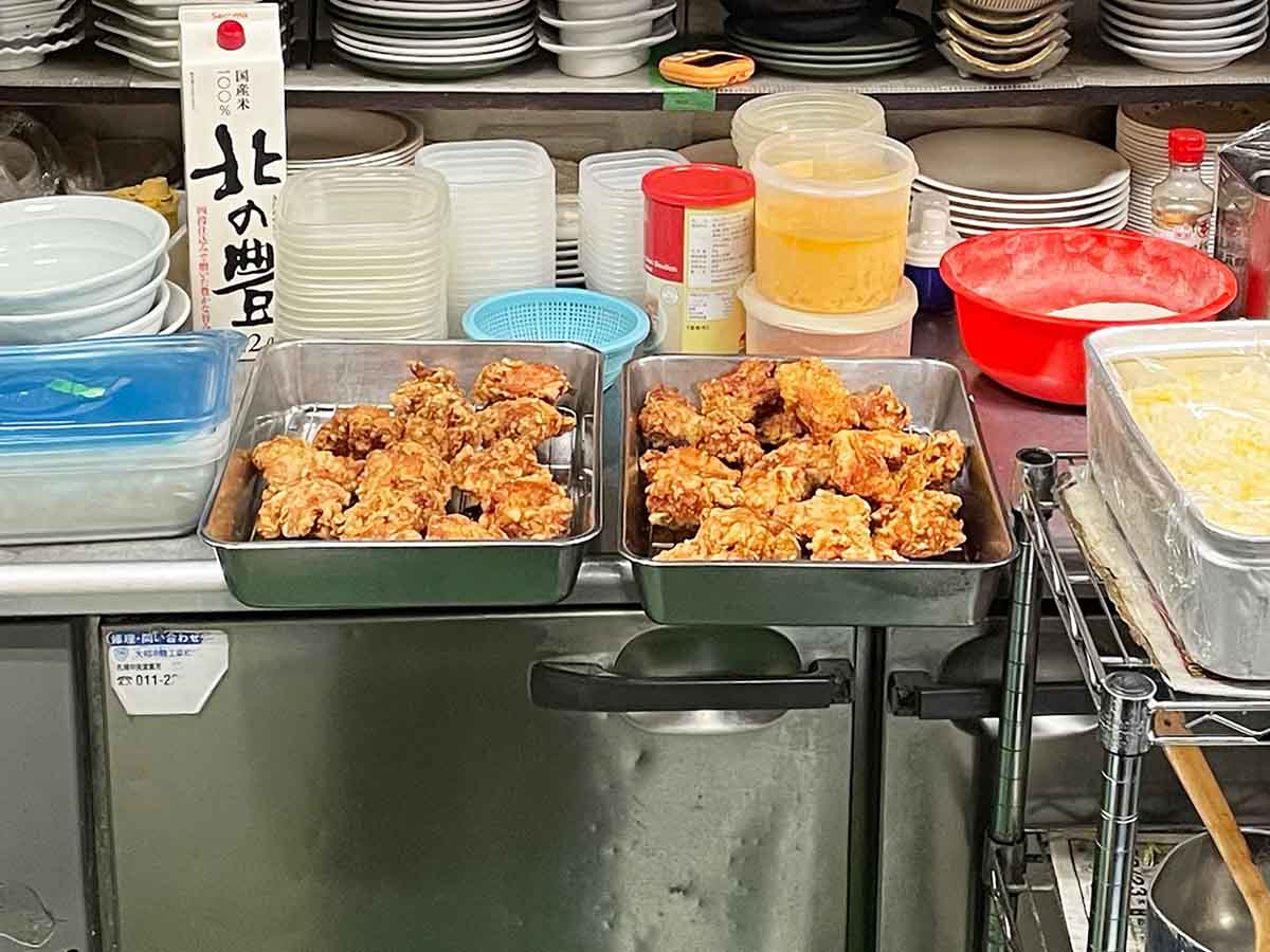 1日3000個以上売れるザンギ 札幌の人気店 中国料理 布袋 本店 のザンギがウマイ理由 ページ 2 食楽web