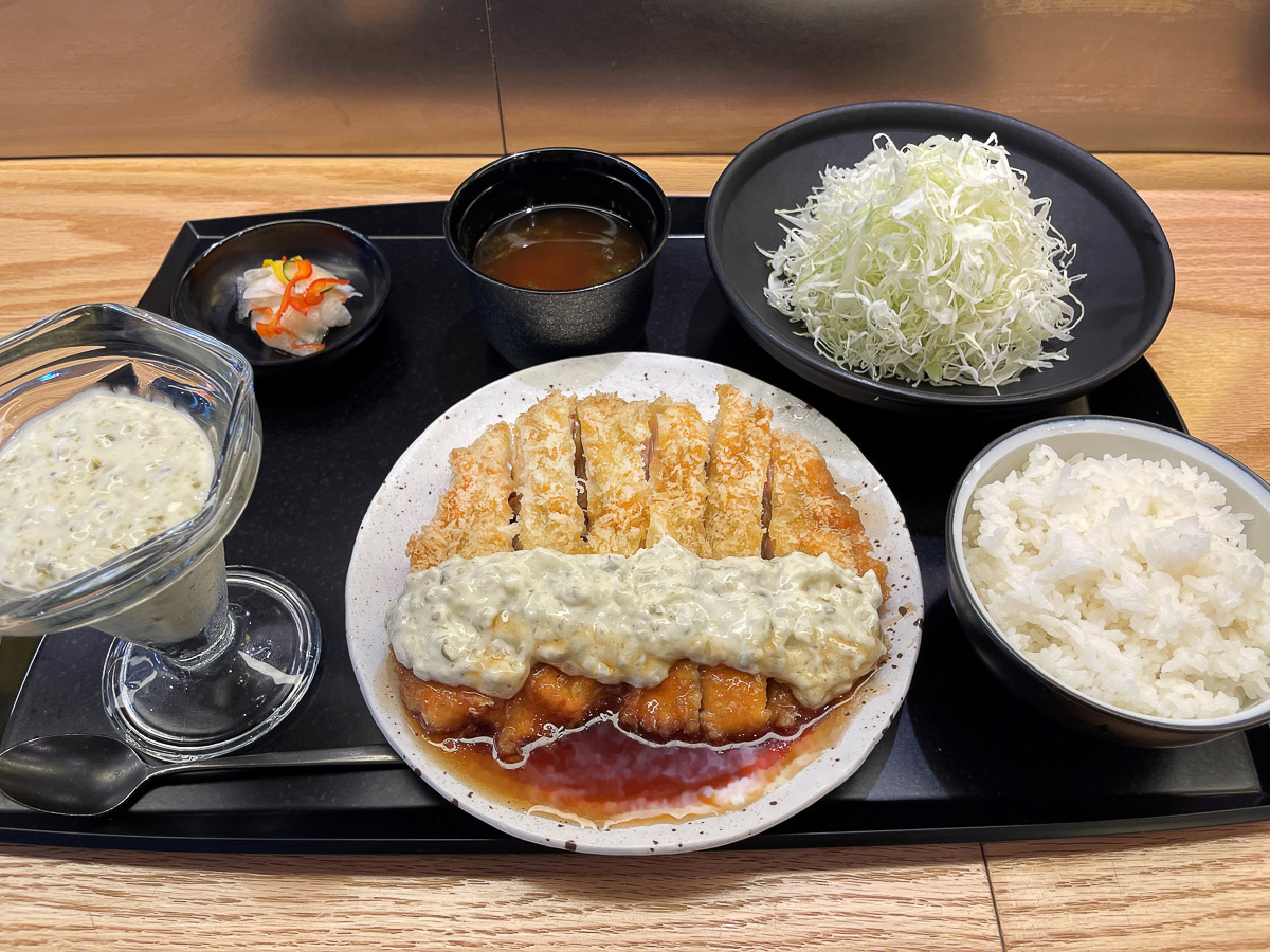 東京最強のとんかつ店『成蔵』がプロデュースしたフライ専門店『タルタルNUMA』で旨すぎる「チキン南蛮定食」を食べてきた！