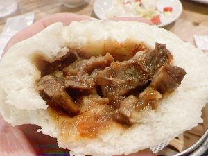 「ラム肉饅頭」400円