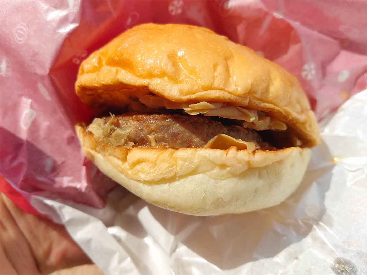 今回は「ジビエ鹿肉バーガー」単品をテイクアウトでオーダー。イートインでは920円（税込）