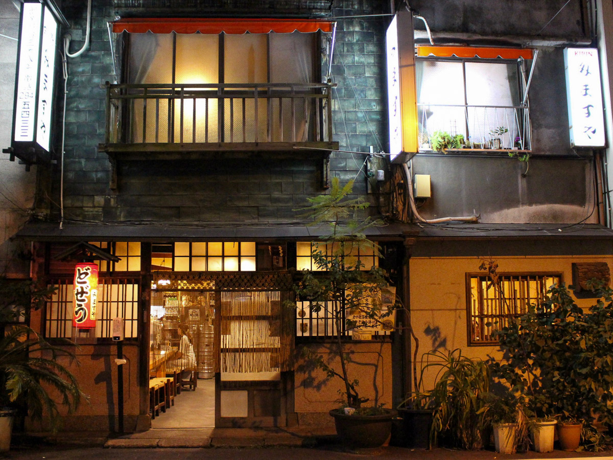 東京で死ぬまでに一度は食べたい一皿！ 日本最古の居酒屋『みますや』で絶対ハズせない「至極の料理」とは？