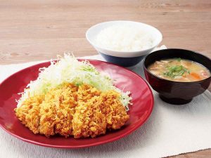 2位「ロースカツ定食」720円（税別）